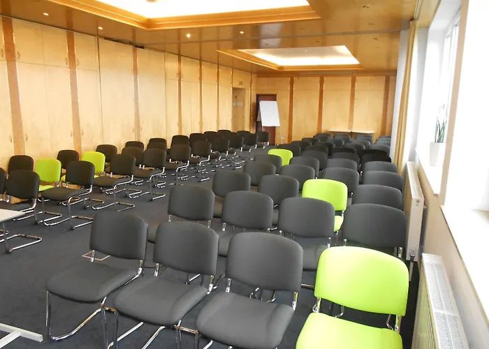 מלון Rheinhessen Gmbh 3*